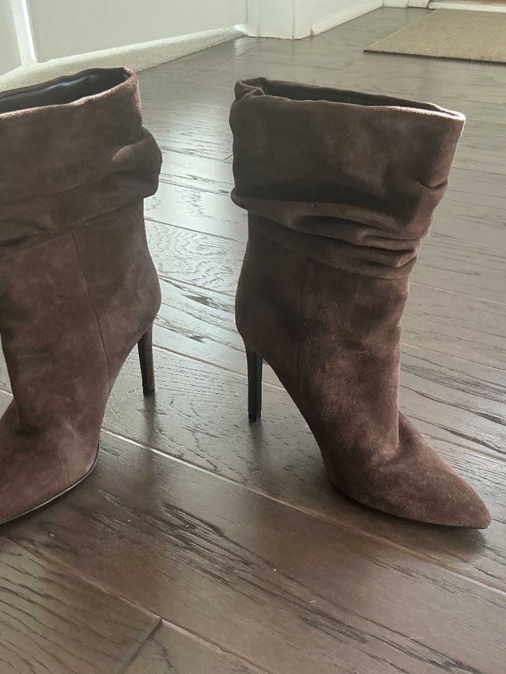 Guess boots - Picture 1 of 3